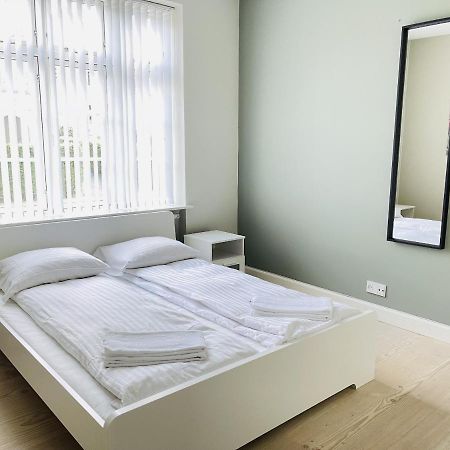 Aday - 2 Bedroom Apartment With Patio Aalborg Dış mekan fotoğraf